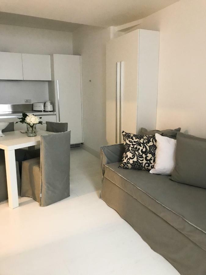 White Stylish Apartments Vico Equense Bagian luar foto