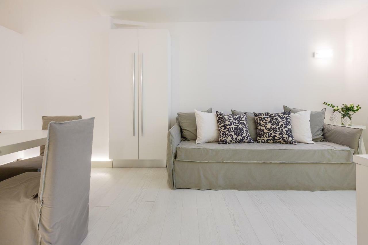 White Stylish Apartments Vico Equense Bagian luar foto